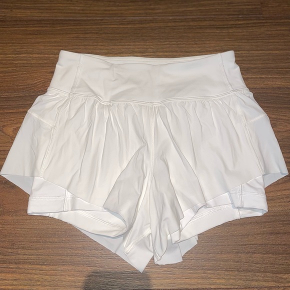 Lululemon Squad Goals 3.5" Short - Picture 4 of 8